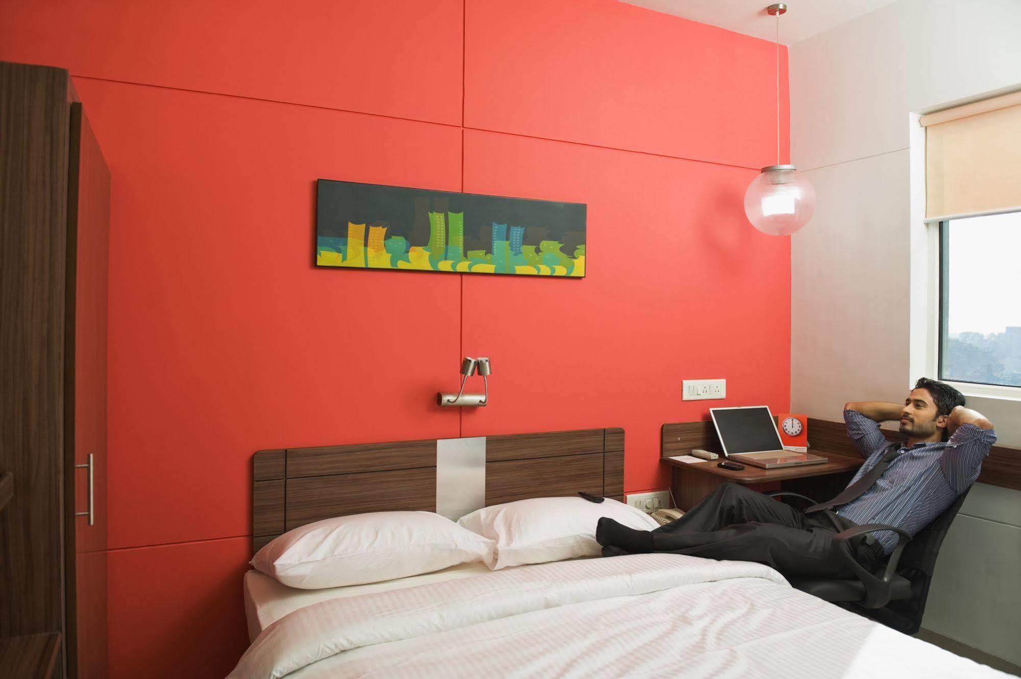 Ahmedabad Vastrapur Hotel Kültér fotó